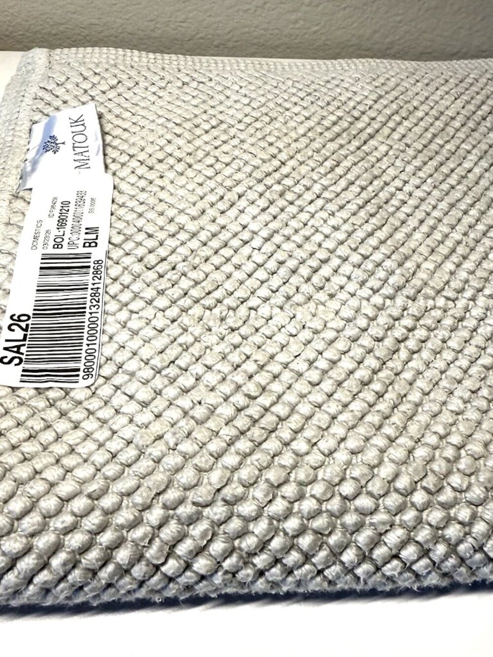Matouk Reverie Pool Small Bath Rug Luxury Cotton Non-Slip Rug 21 x 34 - Picture 5 of 6